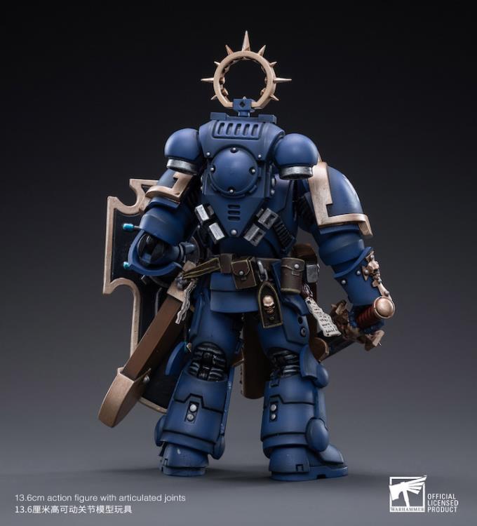 Warhammer 40K Ultramarines Bladeguard Veterans 03 1/18 Scale Figure Gallery Image 4