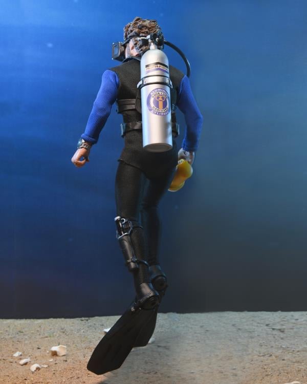 Jaws Hooper (Shark Cage) Figure Gallery Image 15