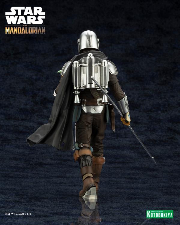 The Mandalorian ArtFX+ The Mandalorian & Grogu with Beskar Staff Statue Gallery Image 7