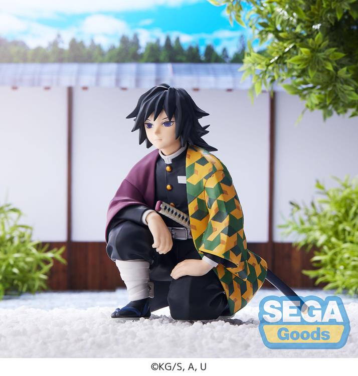 Demon Slayer: Kimetsu No Yaiba Giyu Tomioka (Hashira Meeting) Premium Perching Figure Gallery Image 4