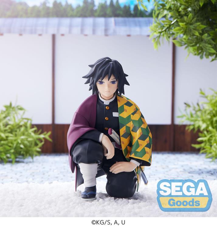 Demon Slayer: Kimetsu No Yaiba Giyu Tomioka (Hashira Meeting) Premium Perching Figure Gallery Image 3