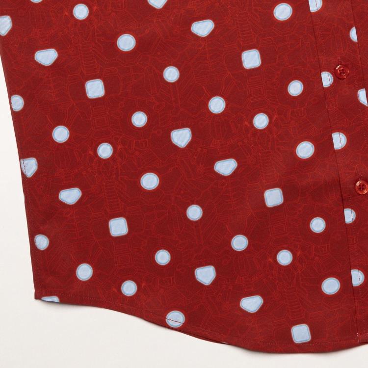 Marvel Little Things: Iron Man Short Sleeve Button Up Shirt Gallery Image 4