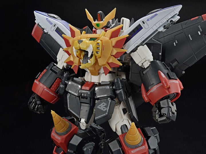 The King of Braves GaoGaiGar RG GaoGaiGar Model Kit Gallery Image 1
