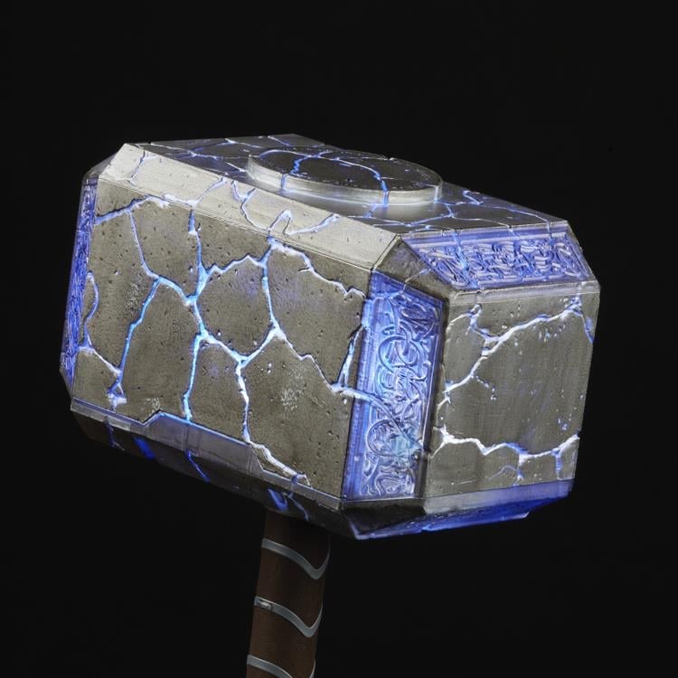 Thor: Love and Thunder Marvel Legends Mjolnir Gallery Image 5