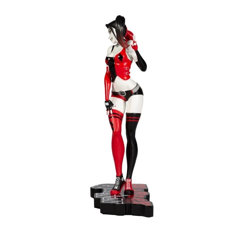 DC Comics Red White & Black Harley Quinn (J. Scott Campbell) Limited Edition Statue Gallery Image 6