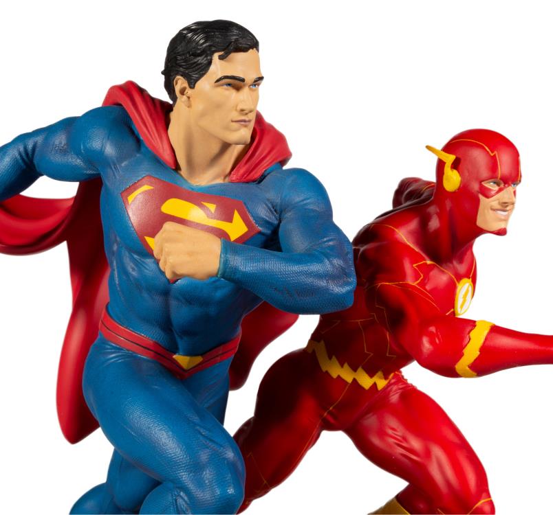 DC Comics Superman vs. The Flash Limited Edition 1/8 Scale Battle Statue Gallery Image 8
