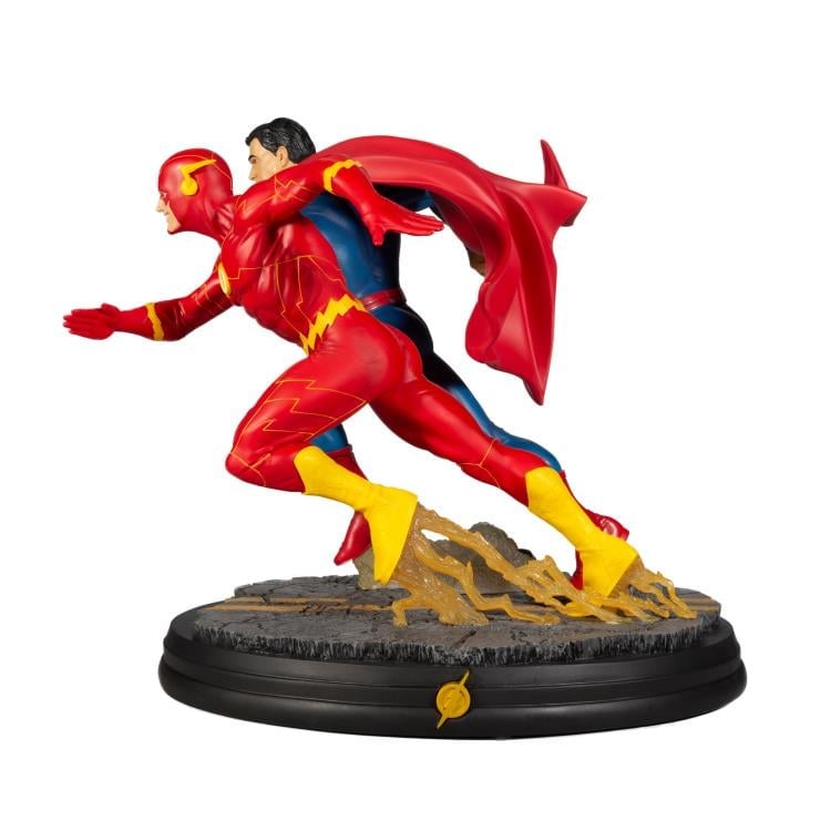 DC Comics Superman vs. The Flash Limited Edition 1/8 Scale Battle Statue Gallery Image 6
