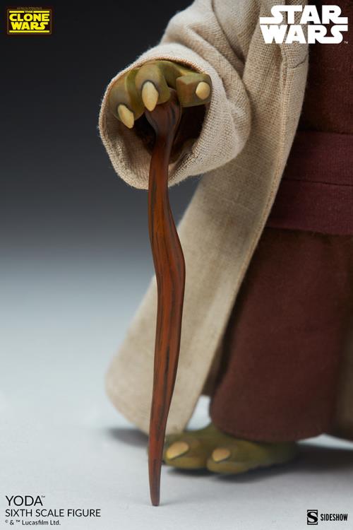 Star Wars: The Clone Wars Yoda 1/6 Scale Figure Gallery Image 11