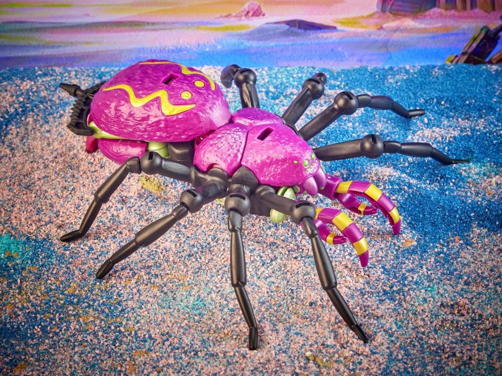 Transformers: Legacy Deluxe Predacon Tarantulas Gallery Image 7