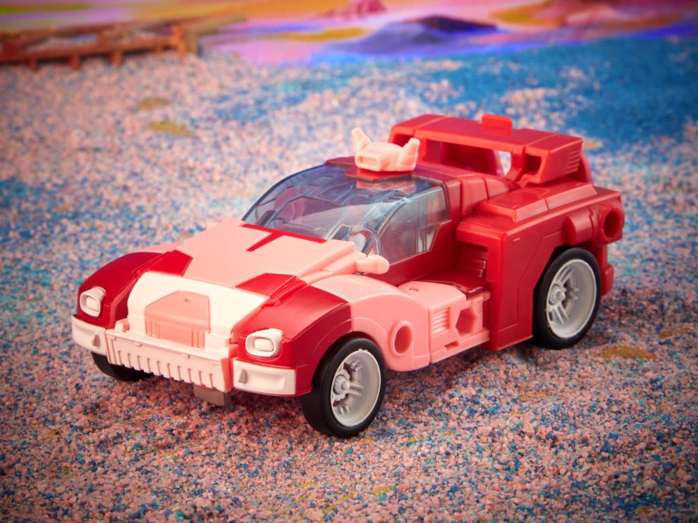 Transformers: Legacy Deluxe Elita-1 Gallery Image 7