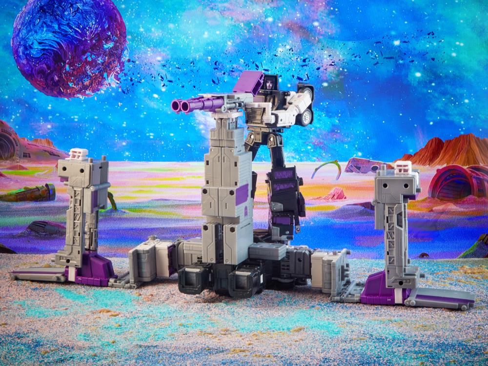 Transformers: Legacy Commander Decepticon Motormaster Gallery Image 6