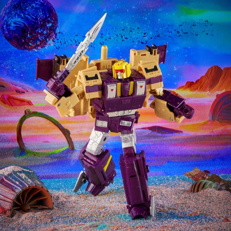 Transformers: Legacy Leader Blitzwing Gallery Image 4