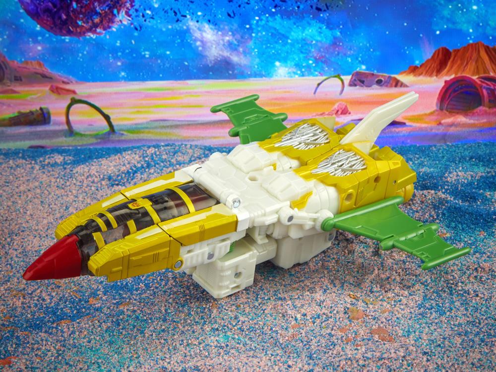 Transformers: Legacy Voyager G2 Universe Jhiaxus Gallery Image 7