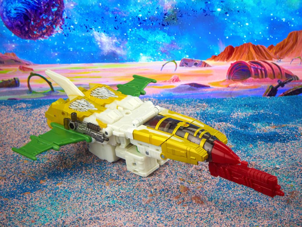 Transformers: Legacy Voyager G2 Universe Jhiaxus Gallery Image 6