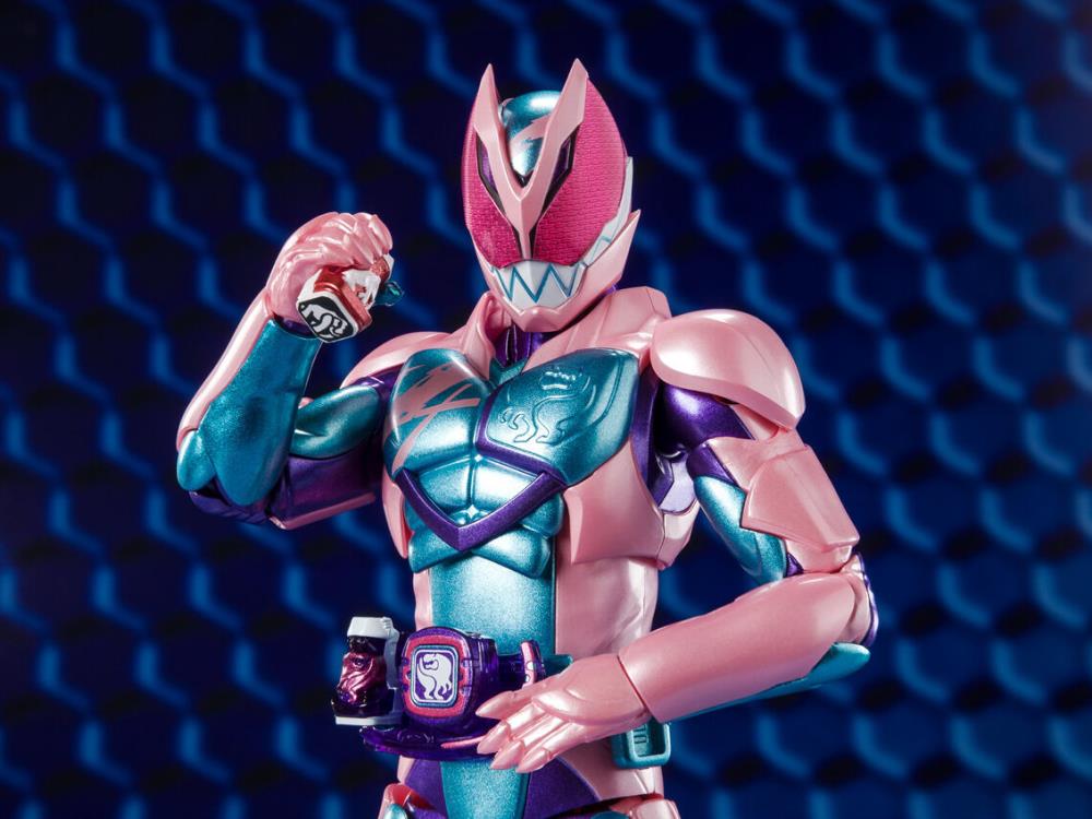 Kamen Rider S.H.Figuarts Kamen Rider Jeanne (Cobra Genome & Lovekov Kujaku Genome) Exclusive Action Figure Gallery Image 8