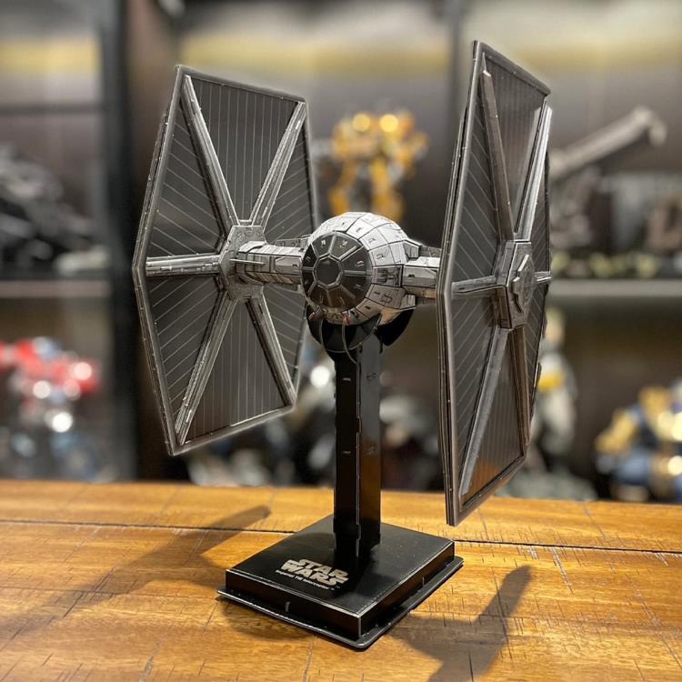 Star Wars Imperial TIE Fighter 116-Piece 3D Model Kit Gallery Image 3