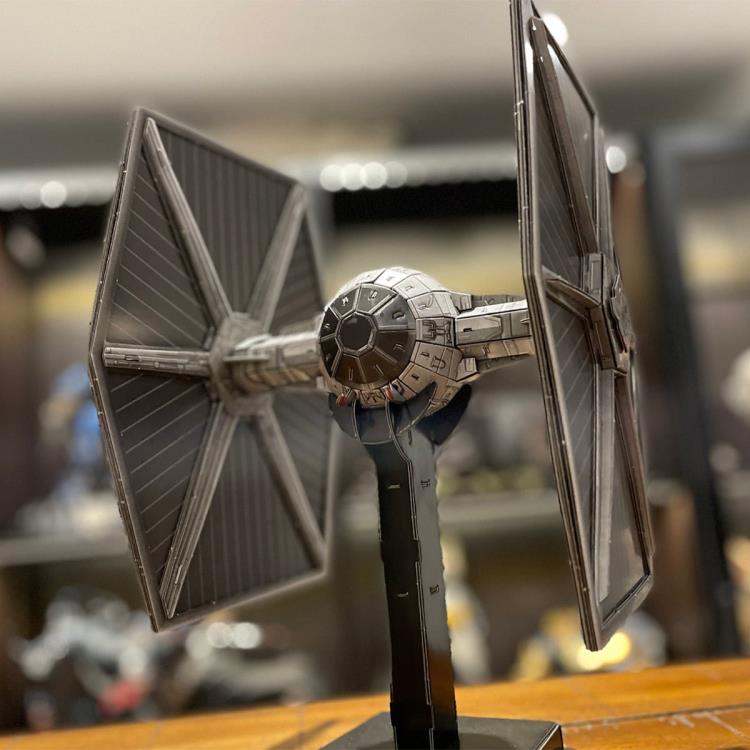 Star Wars Imperial TIE Fighter 116-Piece 3D Model Kit Gallery Image 6