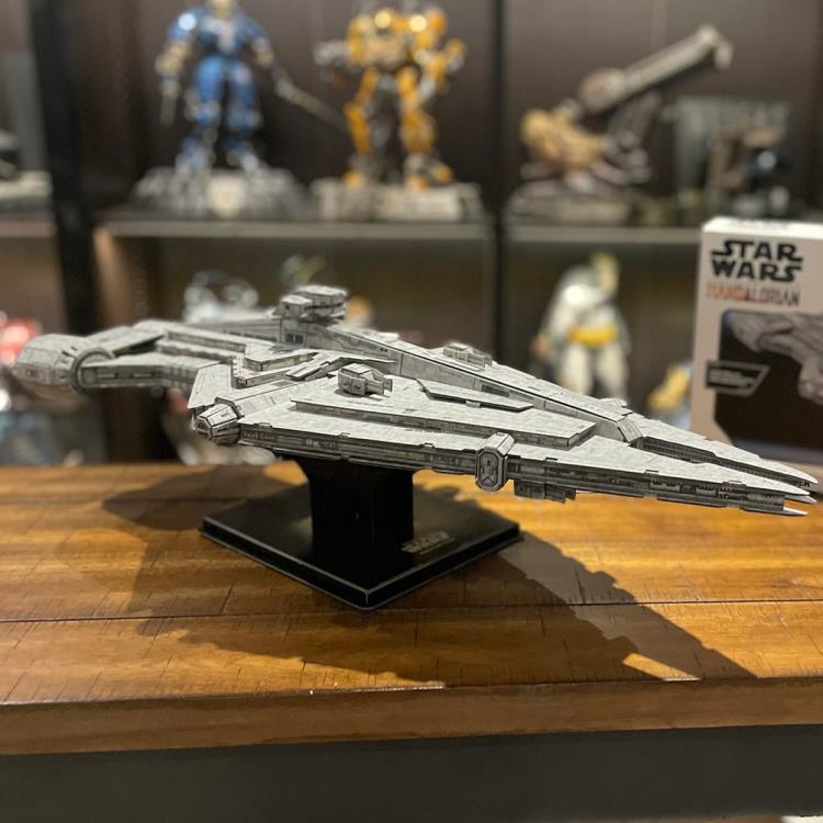 The Mandalorian Imperial Light Cruiser 265-Piece 3D Model Kit Gallery Image 4
