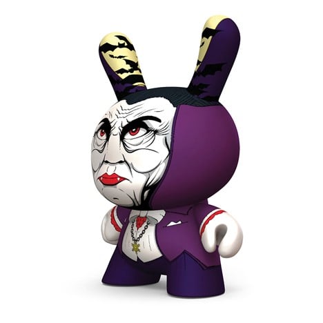 Universal Monsters Dunny Dracula 8" Vinyl Figure Gallery Image 9
