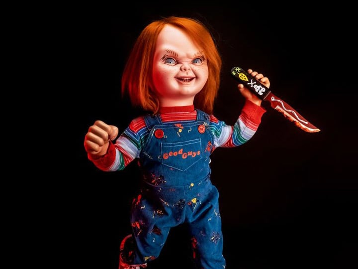 Child's Play 2 Ultimate Chucky Doll Gallery Image 1
