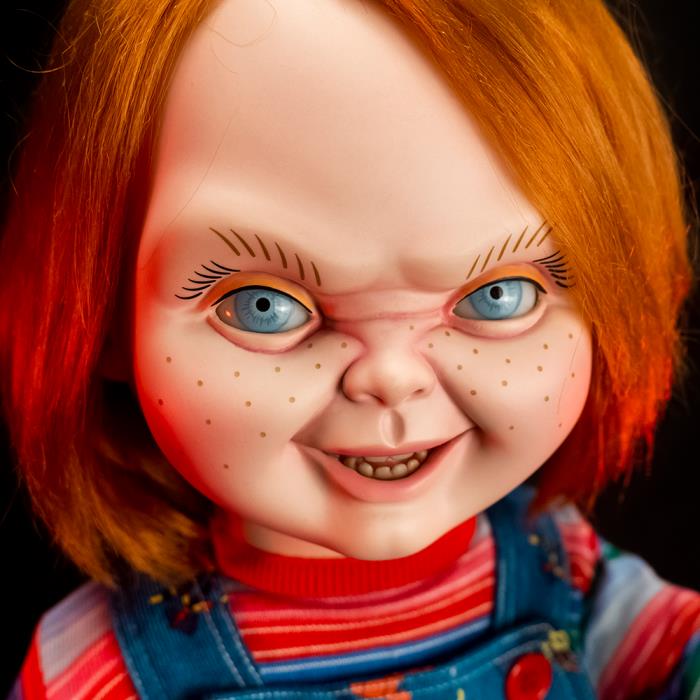 Child's Play 2 Ultimate Chucky Doll Gallery Image 8