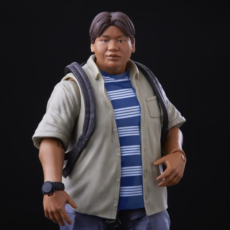 Spider-Man: Homecoming Marvel Legends Peter Parker & Ned Leeds Action Figure Two-Pack Gallery Image 12