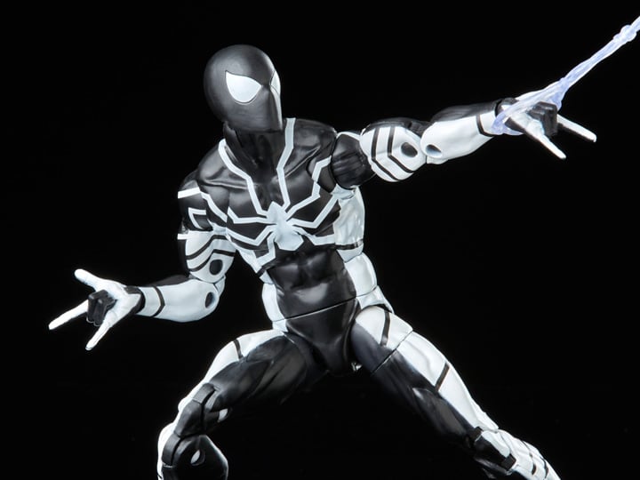 Spider-Man Marvel Legends Future Foundation Spider-Man (Stealth Suit) Action Figure Gallery Image 1