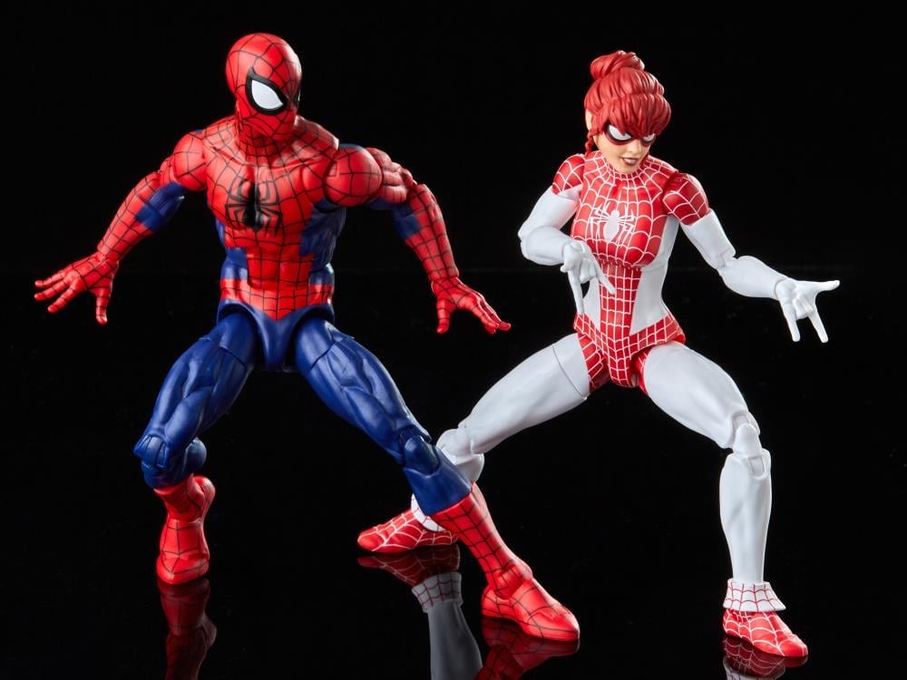 The Amazing Spider-Man Marvel Legends Spider-Man & Spinneret Action Figure Two-Pack Gallery Image 3