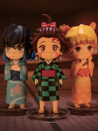 Demon Slayer: Kimetsu no Yaiba Figuarts mini Entertainment District Arc Set Gallery Image 2