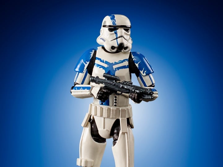 Star Wars: The Vintage Collection Stormtrooper Commander (The Force Unleashed) Gallery Image 1
