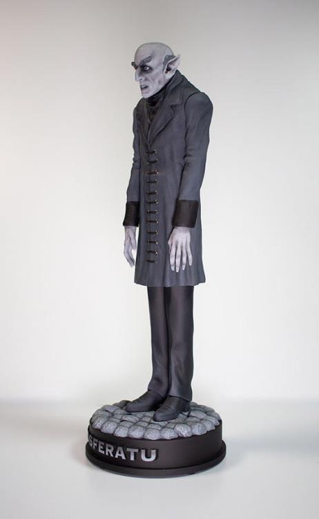 Nosferatu Count Orlok (Black and White Ver.) 1/6 Scale Statue Gallery Image 5