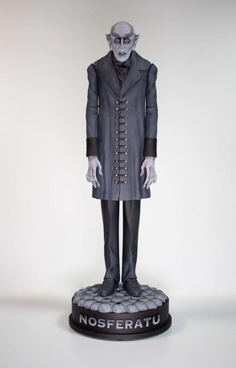 Nosferatu Count Orlok (Black and White Ver.) 1/6 Scale Statue Gallery Image 3