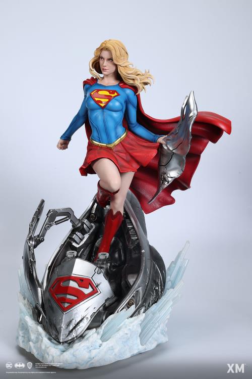 DC Comics Supergirl 1/6 Scale Limited Edition Statue Gallery Image 6