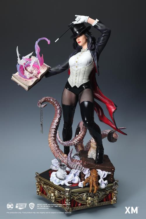 DC Comics Zatanna 1/6 Scale Limited Edition Statue Gallery Image 4