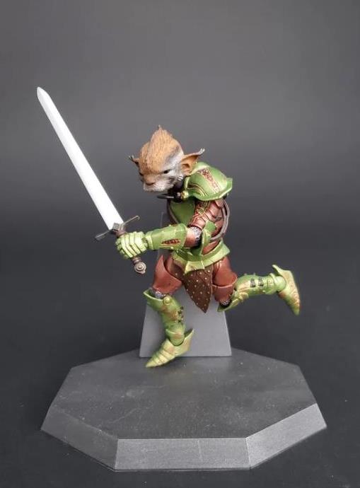 Cosmic Legions Hvalkatar: Book Two, Gravenight Silver Figure Stand Gallery Image 4