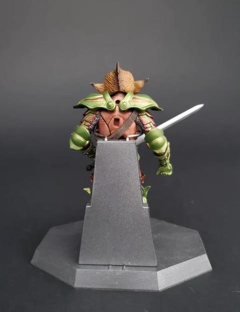 Cosmic Legions Hvalkatar: Book Two, Gravenight Silver Figure Stand Gallery Image 5