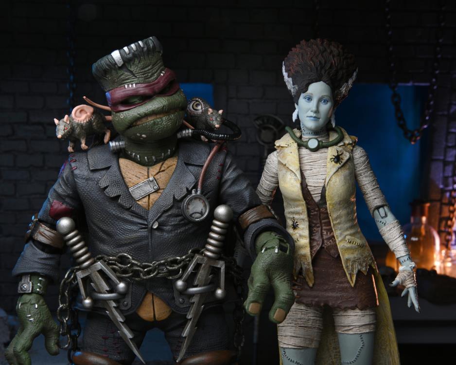 Universal Monsters x Teenage Mutant Ninja Turtles Ultimate April O'Neil as The Bride of Frankenstein Gallery Image 22