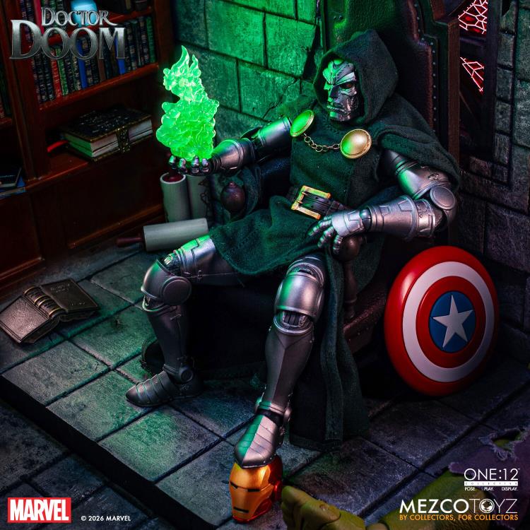 mezco メズコ　ワン12 ドクタードゥーム doctor doom One:12 Collective Doctor Doom | Mezco Toyz