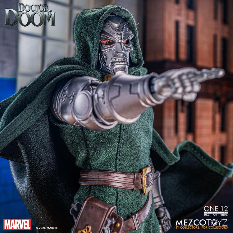 Marvel One:12 Collective Doctor Doom Action Figure Gallery Image 6