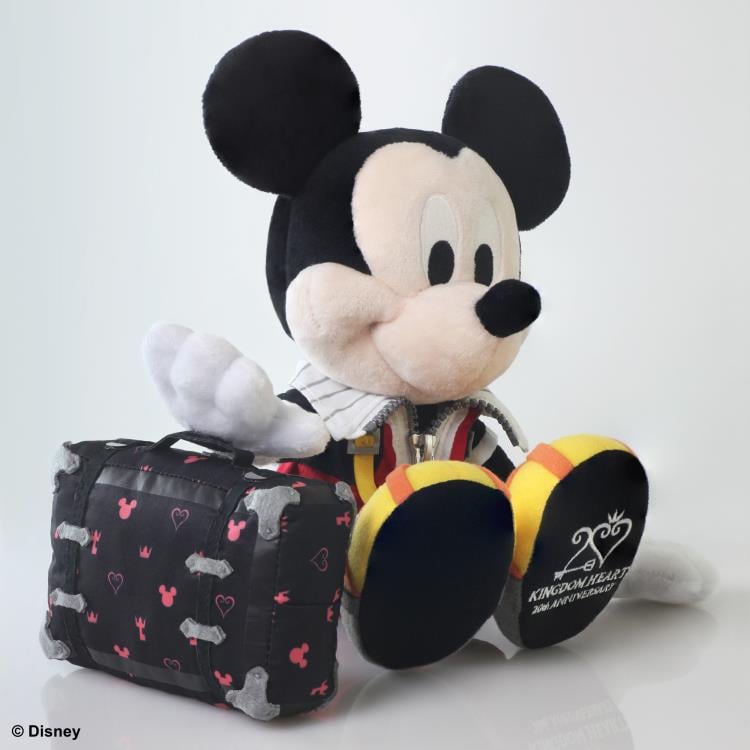 Kingdom Hearts 20th Anniversary King Mickey Plush Gallery Image 5