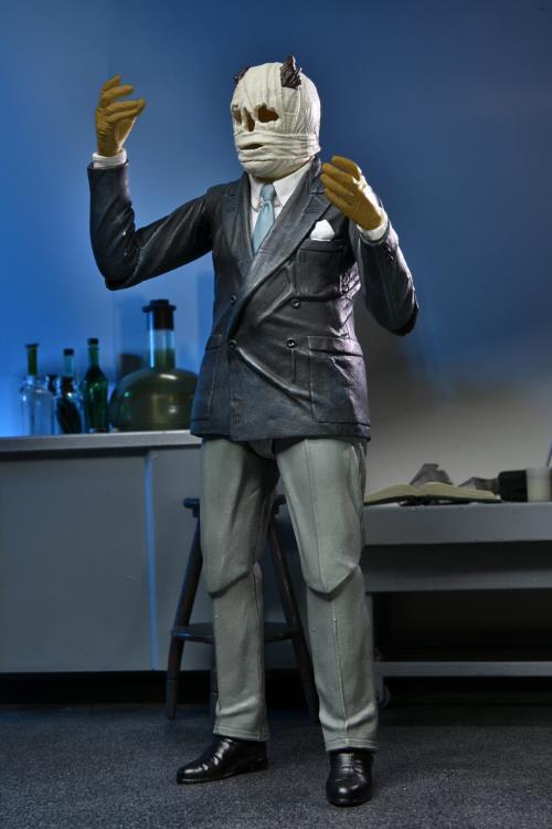 Universal Monsters Ultimate Invisible Man Figure Gallery Image 11