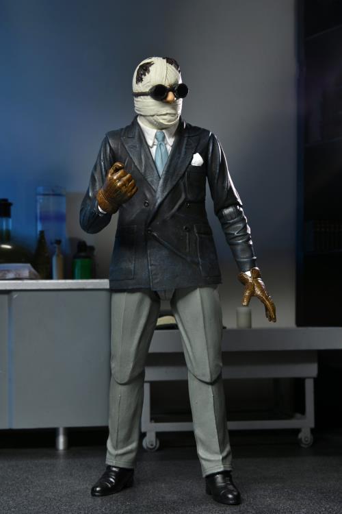 Universal Monsters Ultimate Invisible Man Figure Gallery Image 5