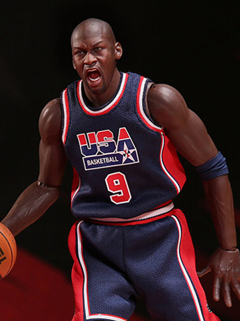 NBA Real Masterpiece Michael Jordan (Barcelona 1992) 1/6 Scale Limited Edition Figure Gallery Image 2
