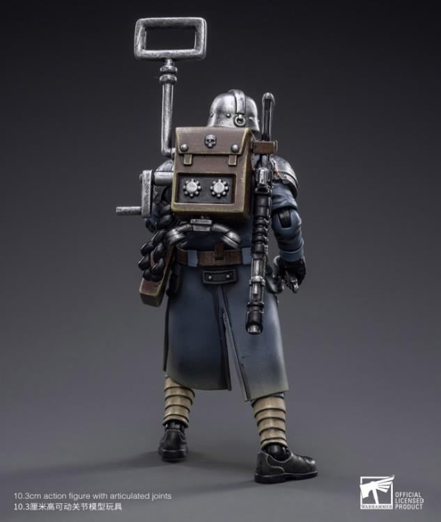 Warhammer 40,000 Death Korps of Krieg Veteran Squad Guardsman Communication Specialist 1/18 Scale Action Figure Gallery Image 4