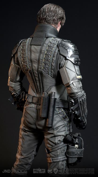 The Batman Hyperreal Batman 1/3 Scale Limited Edition Statue Gallery Image 17