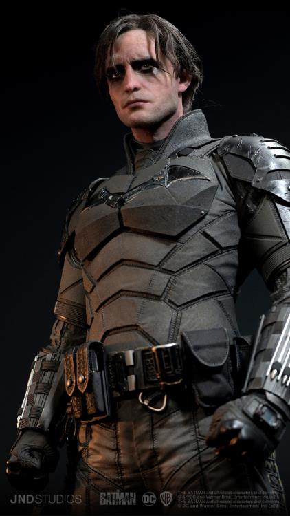 The Batman Hyperreal Batman 1/3 Scale Limited Edition Statue Gallery Image 16