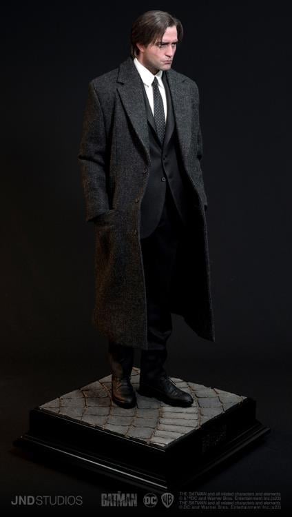 The Batman Hyperreal Bruce Wayne 1/3 Scale Limited Edition Statue Gallery Image 6