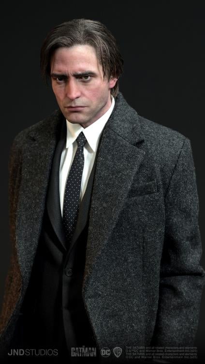 The Batman Hyperreal Bruce Wayne 1/3 Scale Limited Edition Statue Gallery Image 9