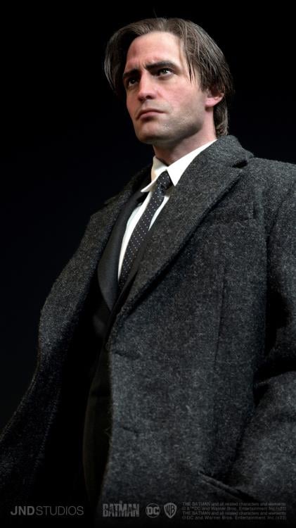 The Batman Hyperreal Bruce Wayne 1/3 Scale Limited Edition Statue Gallery Image 7
