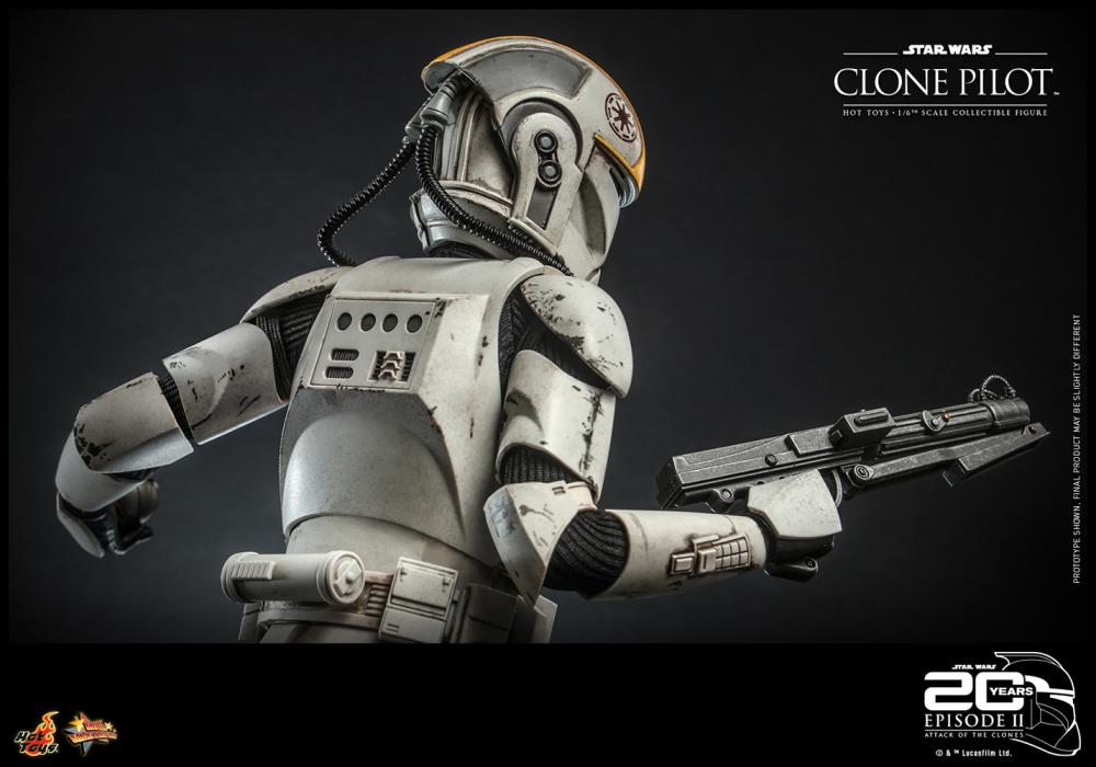 Star Wars: Attack of the Clones MMS648 Clone Pilot 1/6th Scale Collectible Figure Gallery Image 7